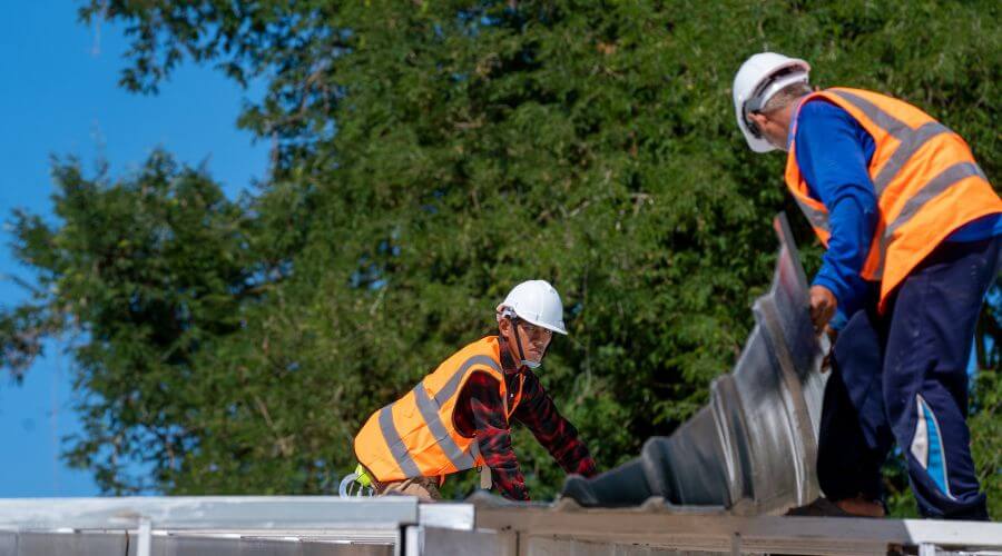 Expert new roof installation services in Delavan, WI